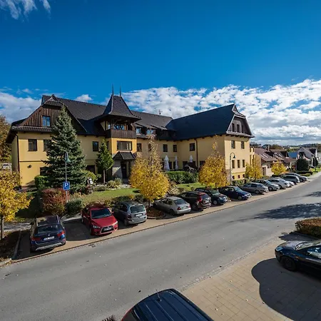 Hotell Valassky A Pivni Lazne Ogar 3*