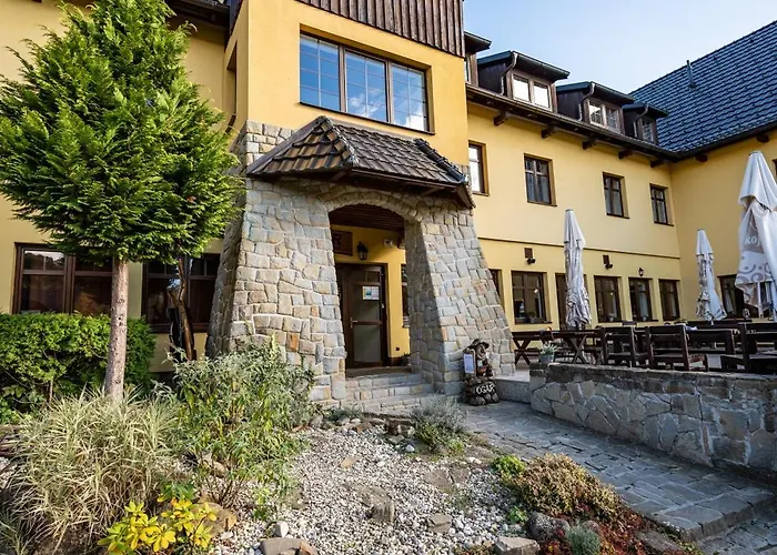 Hotel Valassky A Pivni Lazne Ogar 3*