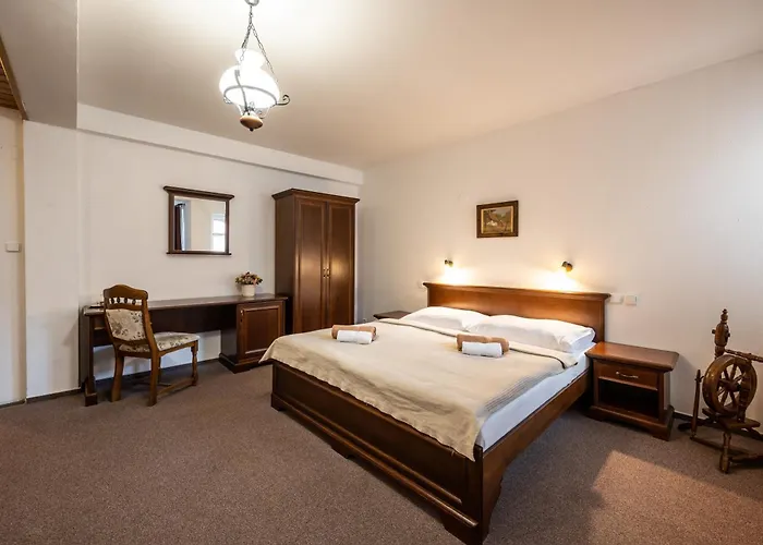Valassky A Pivni Lazne Ogar 3*